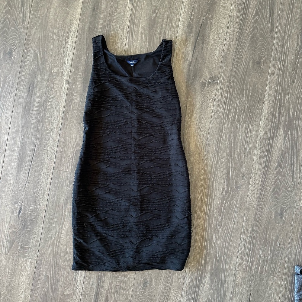 2/$5 💵Elegant Black Sleeveless Dress